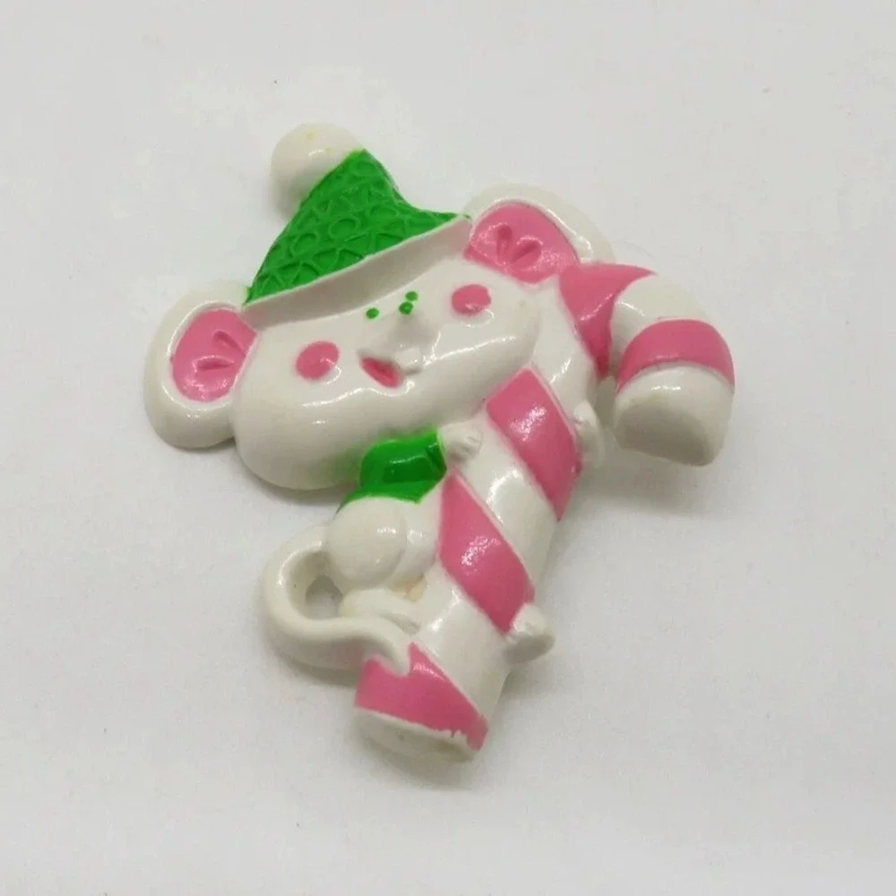 Vintage Avon Christmas Mouse Brooch Pin Candy Cane‎ Green Hat Pink White Holiday